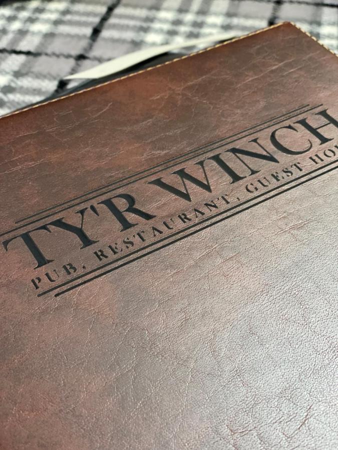 Tyr Winch Hotel Cardiff Ngoại thất bức ảnh
