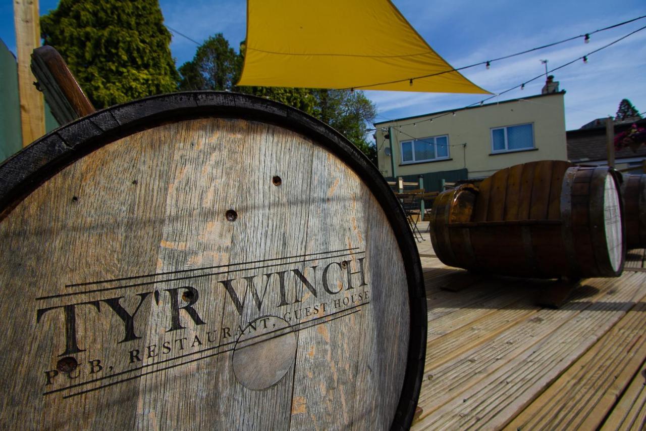 Tyr Winch Hotel Cardiff Ngoại thất bức ảnh